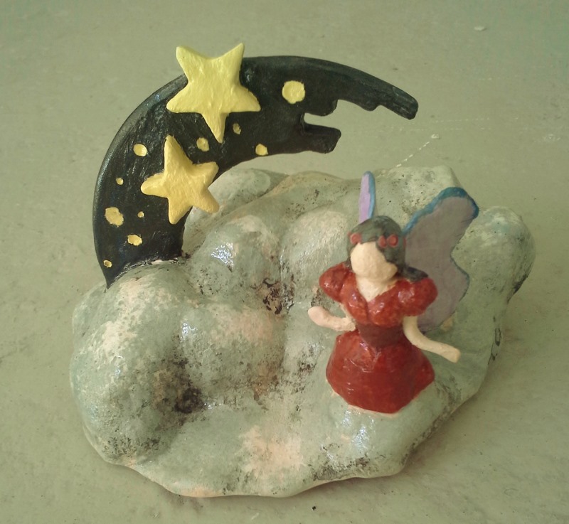 Figurine de fée modelée, la fée Camille.